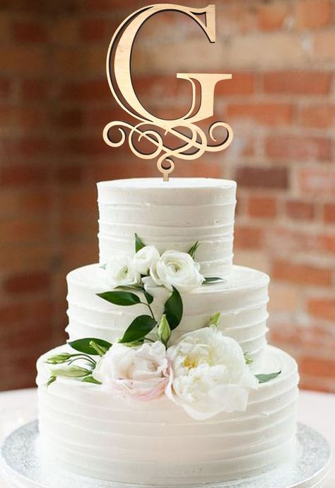 Wedding Cake Toppers Letters, Glitzy Wedding, Wedding Cake With Initials, Wedding Cake Toppers Initials, Cake Topper Wedding Monogram, Mr Mrs Cake Toppers, Gold Cake Topper Wedding, Letter Cake Toppers, Cake Topper Initials