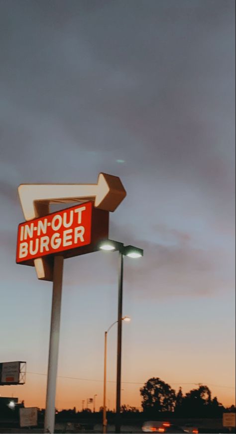 In N Out Burger Aesthetic, In N Out Aesthetic, Out Aesthetic, In-n-out Burger, In & Out, Iphone Lockscreen Wallpaper, Iphone Lockscreen, Lockscreen Wallpaper, House Boat