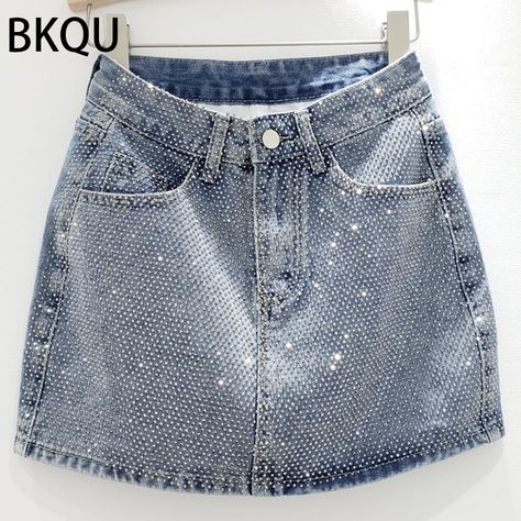 Summer Skirts 2023, Denim Mini Skirts, Skirts 2023, Rhinestone Denim, Studded Skirt, Denim Skirt Fashion, Short Pollera, High Waisted Denim Skirt, Embellished Skirt