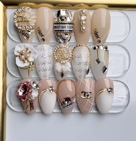 Prada Nails Design, Coco Chanel Nails, Chanel Nail Art, Channel Nails, Chanel Nails Design, Diy Rhinestone Nails, Dior Nails, Hot Nail Designs, Diamond Nail Art