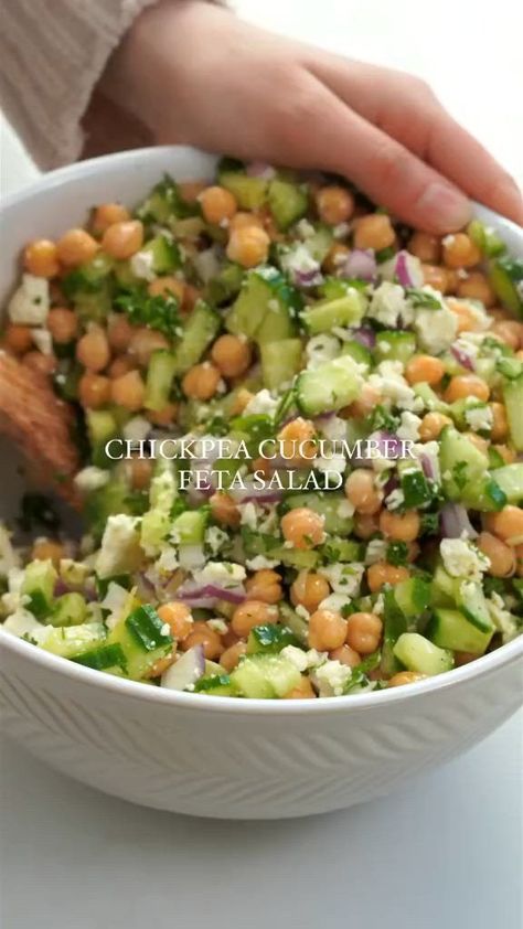 Chickpea Cucumber Feta Salad, Chickpea Cucumber, Cucumber Feta Salad, Creamy Feta, Best Salad Recipes, Feta Salad, Horror Tattoo, God Mat, English Cucumber