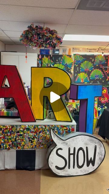 Nylah Khan on Instagram: "Don’t mind me, I’m still posting from my art show drafts! :)   If you missed details to my puppet theater, I shared a reel not so long ago!   #artshow #artshow2024 #artteachersofinstagram #artteachersofig #artteachersofinsta #arteducators #arteducation #elementaryart #art #artideas" Art Exhibition Decor, Art Show School, Art Exbihition, Art Exhibition Theme Ideas, Kindergarten Art Show Projects, Art Show Elementary School, Art Exhibition Decoration Ideas, Art And Craft Ideas For School Exhibition, School Art Room Decoration Ideas