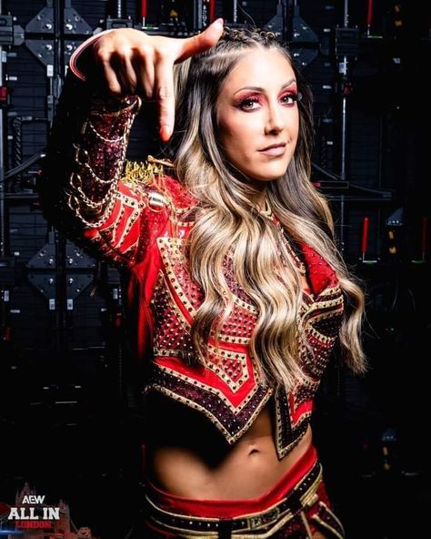 Britt Baker, Video Call With Boyfriend Screen Photo, Professional Wrestler, Sports Stars, Wrestling, Actresses