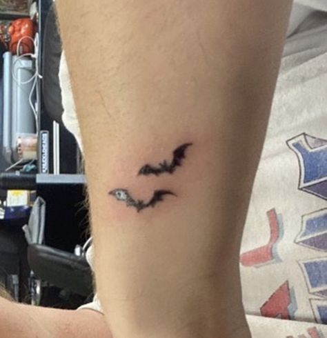 Gothic Tiny Tattoo, Bat Tattoo Stick And Poke, Vamp Tattoo Ideas, Bat Stick And Poke, Simple Alt Tattoos, Patd Tattoo, Small Bats Tattoo, Bat Finger Tattoo, Men Hip Tattoo