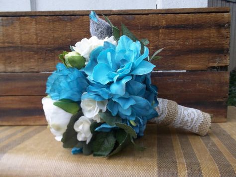 Turquoise Country Rustic Burlap  Bridesmaid by HattieLucille, $24.00 Wedding Bouquet With Blue, Turquoise Bride, Teal Wedding Flowers, Turquoise Wedding Flowers, Turquoise Bouquet, Prom Bouquet, Turquoise Bridesmaid, Best Wedding Colors, Blue Wedding Bouquet