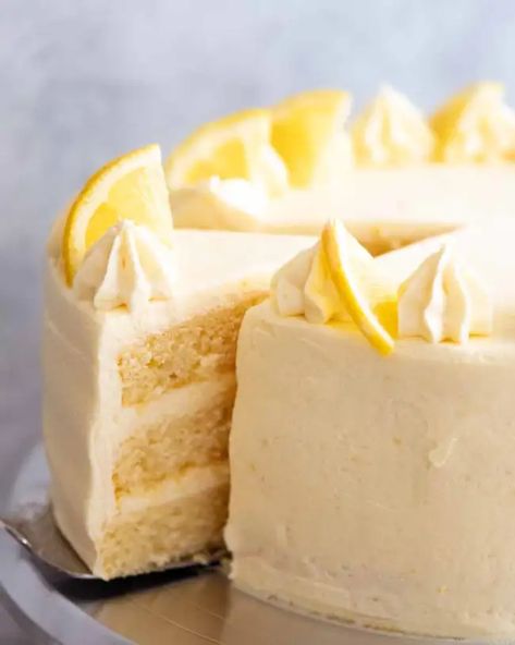 Lemon Cake with Fluffy, Less-Sweet Lemon Frosting Lemon Cake Filling, Lemon Layer Cake, Lemon Curd Cake, Lemon Layer Cakes, Buttermilk Cake, Lemon Cream Cheese Frosting, Lemon Frosting, Dessert Cakes, Lemon Cake Recipe