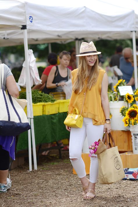 Farmers Market Outfit, Market Outfit, Farmer Market, Dwyane Wade, Green City, Anya Hindmarch, Farmer's Market, Style Crush, Summer Fashion Outfits