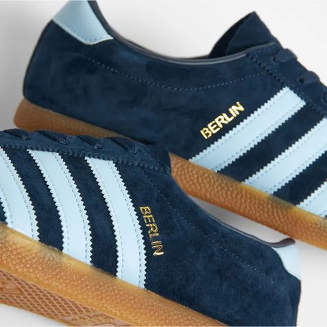 Adidas Berlin 2023 Adidas Berlin, Adidas Shoes Women, Adidas Trainers, Off Duty, Adidas Shoes, Berlin, Adidas, Women Shoes, Navy