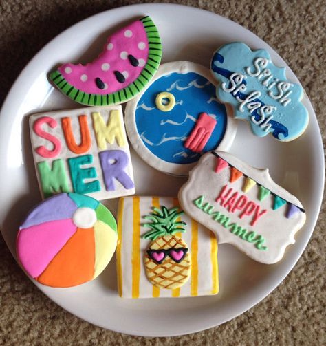 Summer Sugar Cookies, No Bake Sugar Cookies, Beach Cookies, Theme Cookies, Royal Iced Cookies, Summer Cookies, Sugar Cookie Designs, Pretty Cookies, Fancy Cookies