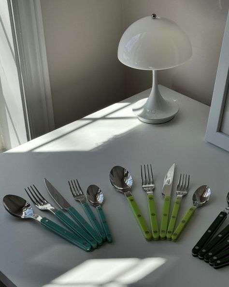 🆕Sabre Paris — shades of green 🫛🥬🍐🍃🌱🥒🍏🌿🥦☘️🍀 #sabre #sabreparis #cutlery #flatware #green #spring #springtime #homesweethome #tableware #homedesign #homedecor Green Spring, April 26, Shades Of Green, Spring Time, Flatware, Sweet Home, Shades, House Design, Paris