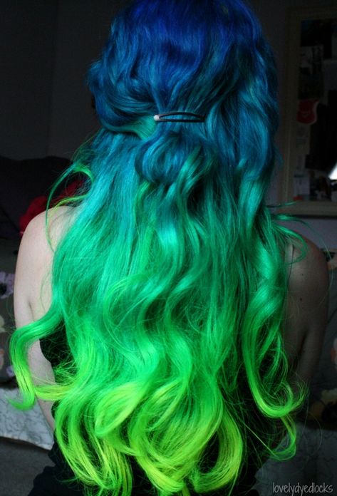 See more Blue and green hair colors styles for women Green And Blue Hair, Rainbow Hairstyles, Interesting Hairstyles, Yellow Hair Color, Colorful People, Funky Colors, Bold Hair Color, Angel Kisses, Vibrant Hair