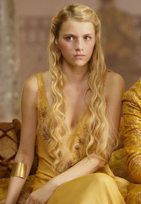 Which woman of Westeros are you? Find out here! Myrcella Lannister, Game Of Thrones Dresses, Myrcella Baratheon, Game Of Thrones Tumblr, Game Of Thrones Girl, Nell Tiger Free, Game Of Thrones Dress, Medici Masters Of Florence, Game Of Thrones Costumes