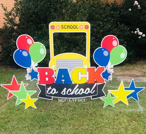 Welcome To School Preschool, First Day Of School Decoration Ideas, Welcome Back To School Decoration Ideas, Welcome Board Decoration Ideas School, Welcome Back To School Ideas, School Decorations Diy, School Photo Frames, Preschool Decor, First Day At School