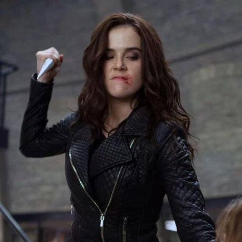 Dhampir guardians devote their lives to protecting the Moroi race, starting with a brutal training regimen Rose Hathaway, Vampire Academy, Designer Clothing, Leather Jacket, For Women, Leather, Black