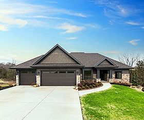 House Plan 96100 - Ranch Style with 1501 Sq Ft, 3 Bed, 2 Bath Spec House, Craftsman Ranch, Craftsman Details, Ranch Style House, Ranch House Plan, Ranch Style House Plans, Large Family Rooms, Craftsman House Plan, 3 Car Garage