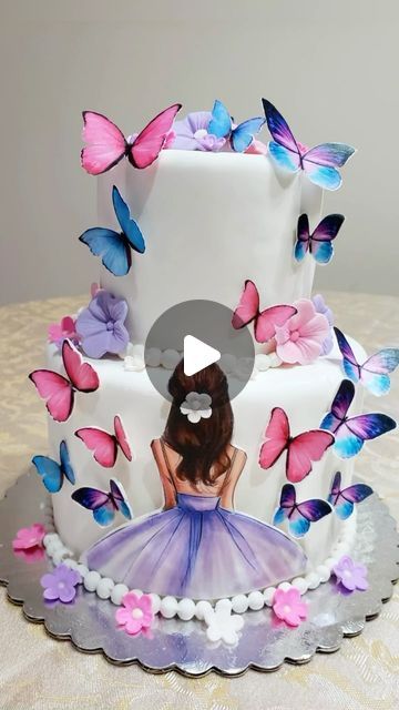 Edible Paper Cake, Mini Sweets, Back Girl, Edible Rice Paper, Cake Paper, Girly Cakes, Butterfly Cakes, Edible Cake Toppers, Paper Cake