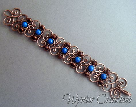 Wire Bracelet Tutorial, Copper And Blue, Wire Jewelry Patterns, Wire Jewelery, Wire Wrapped Jewelry Diy, Wire Jewelry Making, Wire Wrapped Jewelry Tutorials, Copper Wire Jewelry, Bijoux Fil Aluminium