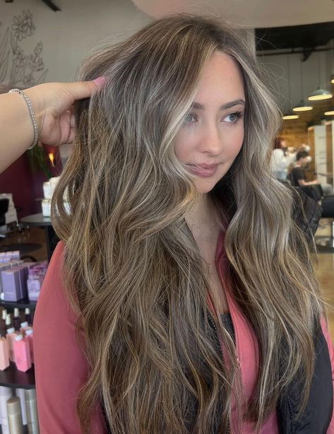 Bronde Bayalage, Brown Hair With Babylights, Bronde Babylights, Babylights Brunette, Babylights Hair, Curled Updo, Baby Lights, Blonde Babies, Redken Shades