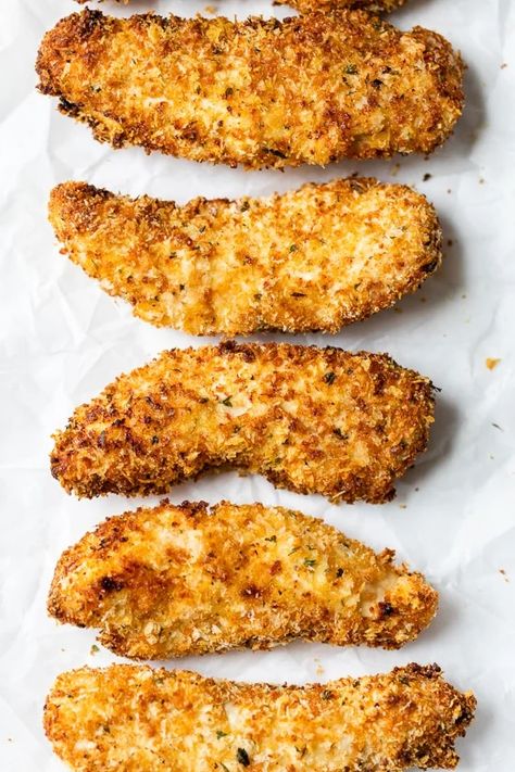 Air Fryer Chicken Tenders, Ww Meals, Chicken Tenderloin, Chicken Tenderloin Recipes, Ww Points, Air Fry Recipes, Skinnytaste Recipes, Chicken Tender Recipes, Tenderloin Recipes