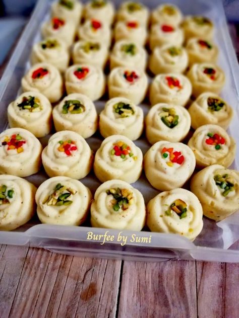 Burfee Recipe, Sweet Meat Recipe, Pistachios Nuts, Sweet Meat, Ramadan Recipes, Clarified Butter, Food Categories, Ghee, Pistachio