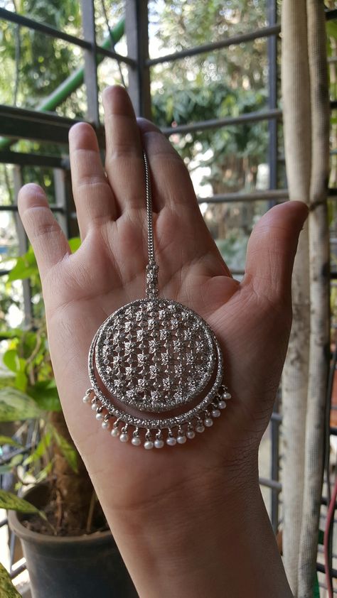 Silver Tikka Jewelry, Bindiya Jewellery, Navratri Work, Silver Maang Tikka, Hair Tikka, Tika Jewelry, Black Metal Jewelry, Tikka Jewelry, Maang Tika