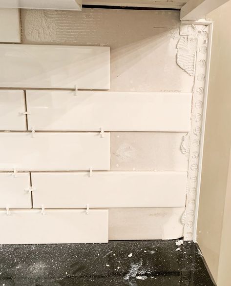 2x4 Subway Tile Backsplash, 4 X 16 Subway Tile Kitchen Backsplash, Staggered Subway Tile Backsplash, Easy Subway Tile Backsplash, Subway Tile Backsplash Edge, Subway Tile Mixed With Other Tile, Diy Subway Tile Backsplash, Large Subway Tile Kitchen Backsplash, Uneven Subway Tile Backsplash