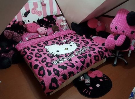 Y2k Room Hello Kitty, Y2k Hello Kitty Bedroom, 2000s Hello Kitty Room, Hello Kitty Themed Room Y2k, Black And Pink Hello Kitty Room, Dark Hello Kitty Room, 2000s Themed Room, Room Inspo 2000s, Gyaru Room Ideas