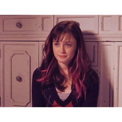 Streaks In Brown Hair, Rory Gilmore Bangs, Gilmore Hairstyles, Pink Streaks In Brown Hair, Rory Gilmore Hairstyles, Rory Gilmore Hair, Prom Hair Updo Elegant, Pink Hair Streaks, Vibrant Red Hair