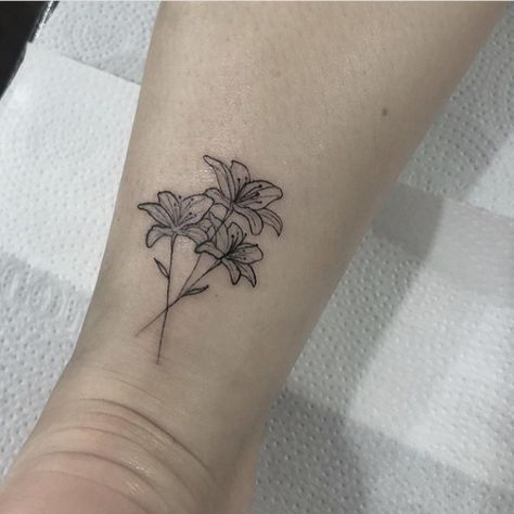 Hong Kong Orchid Tattoo, Bauhinia Blakeana Tattoo, Bauhinia Flower Tattoo, Bauhinia Tattoo, Orchid Tattoo, Tat Ideas, Minimalist Tattoo, Postage Stamp, A J