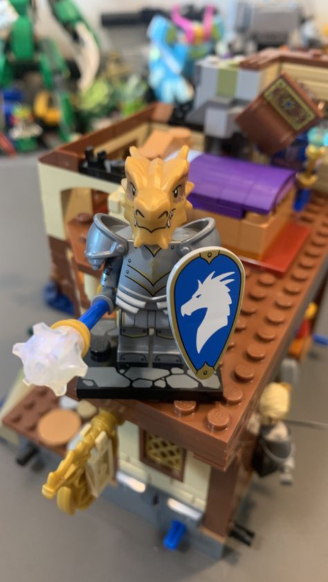 Digging this Dragonborn Paladin from my second Dnd Minifig box! #lego #dungeonsanddragons Dragonborn Paladin, Lego Dnd, Dnd Dragonborn, Lego Builds, Lego Minifigures, Dungeons And Dragons, Lego, Quick Saves