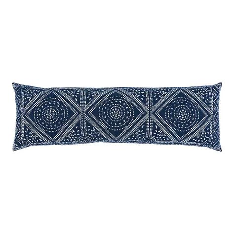 Safavieh Valenti Oblong Throw Pillow Dotted Design, Kids Outdoor Furniture, Pillow Crafts, Cleaning Curtains, Rectangular Pillow Cover, Throw Pillows Bed, Cotton Throw Pillow, Blue Pillows, Blue Gender