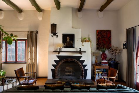 Pueblo Style House, Santa Fe Style Decor, Douglas Fir Flooring, Dark Wood Table, Mexico House, Santa Fe Style, Hacienda Style, Green Sofa, California Design