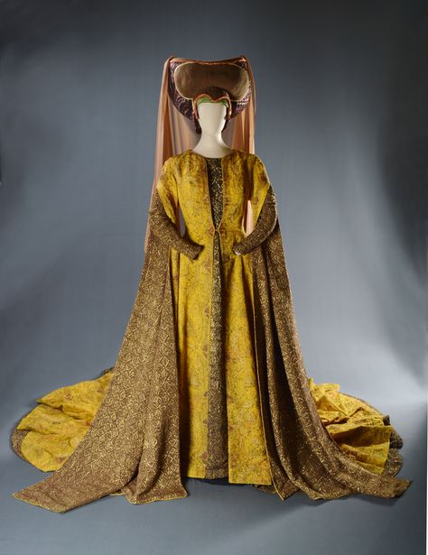 Lady of the Court, "Camelot," Warner Brothers, 1967, Designed by John Truscott, The Collection of Motion Picture Costume Design: Larry McQueen Camelot Costumes, Labyrinth Firey Costume, Medieval Movie Costumes, Merchant Of Venice Costumes, Lannister Clothes, The Gilded Age Hbo Costumes, Hollywood Costume, Medieval Costume, Theatre Costumes