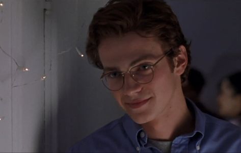 Stephen Glass Hayden Christensen, Shattered Glass Movie, Sun Dragon, 90s Actors, London Boy, Star Wars Anakin, Reaction Memes, Hayden Christensen, Brain Rot