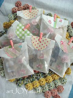 Pretty packaging in glassine envelopes:  I love glassine bags. They make everything look so pretty. Glassine Bags Packaging, Gift Wrap Small Items, Creative Wrapping, Glassine Envelopes, Glassine Bags, Striped Scarf, Cookie Packaging, Pretty Packaging, Packaging Ideas