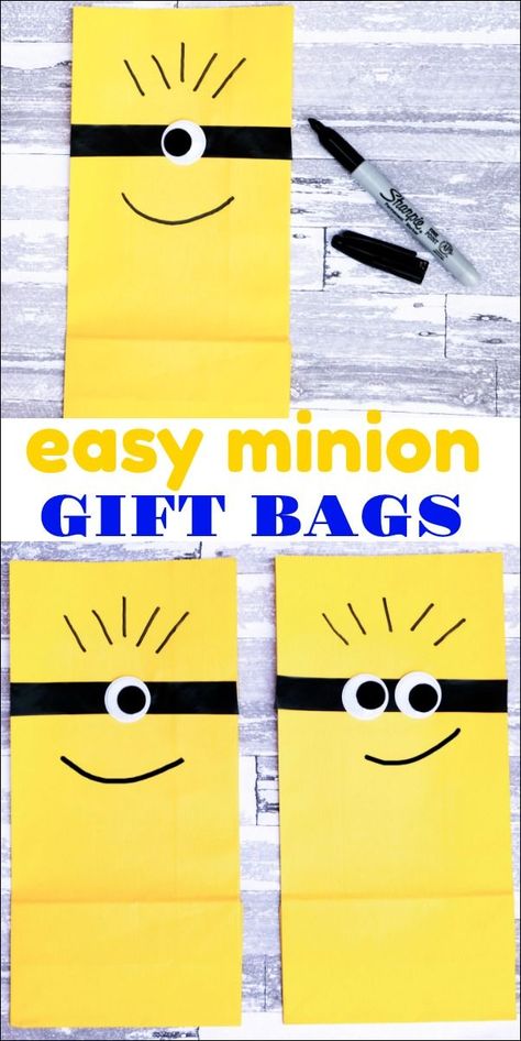 These easy Minion gift bags are perfect for your next Minion party. They are simple to make and would make the best goody bags ever! #minions #minionparty Minion Party Bags, Minion Onesie, Minion Party Theme, Minions Birthday Theme, Minion Halloween, Minions Birthday, Minions Party, Minion Theme, Minion Cupcakes