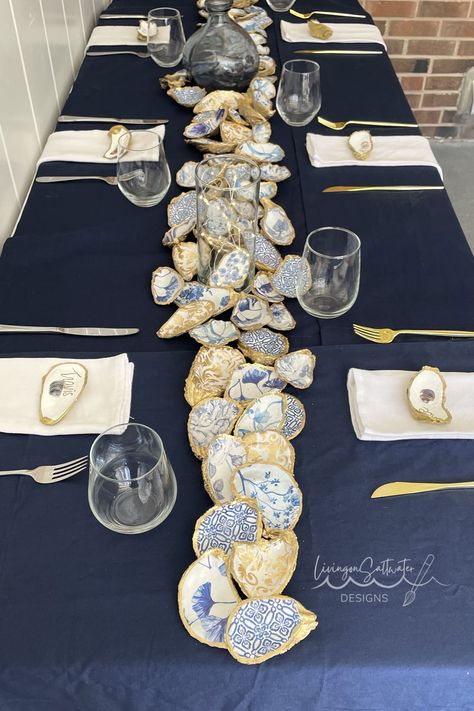 Oyster Shells Decor, Shell Centerpieces, Shell Table, Oyster Roast, Deco Marine, Oyster Shell Crafts, Shells Diy, Shell Crafts Diy, Shell Decor