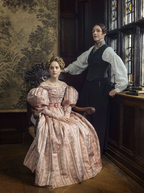 Gentlemen Jack - Sophie Rundle & Suranne Jones Butch Outfits, Gentlemen Jack, Hbo Tv Shows, Sophie Rundle, Anne Lister, Anne Bronte, 1830s Fashion, Suranne Jones, Lizzie Bennet