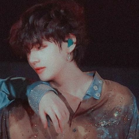 #bangtan #bangtansonyeondan #bts #taehyung #jungkook #btsgoals #bangtangoals #goaltaekook #goalvkook Hot Matching Pfp, Taekook Hot, Fotos Goals, Kpop Couples, Army Wallpaper, Bts Vkook, Couples Icons, Matching Profile Pictures, Amazing Spiderman