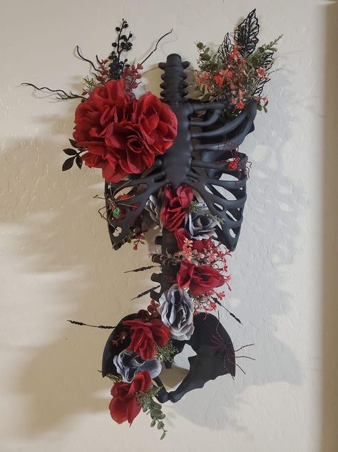 Colorful Goth Decor, Ghostface Decorations, Skeleton Torso With Flowers, Nerd House Decor, Vampire Bedroom, Gothic Kitchen Decor, Goth Apartment, Bedroom Redecorating, Handmade Halloween Decorations