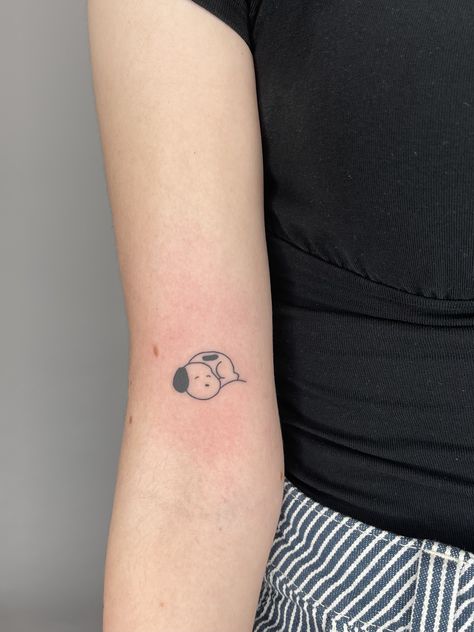 Baby snoopy sleeping tattoo Snoopy Tattoo Aesthetic, Sleepy Snoopy Tattoo, Snoopy Couple Tattoo, Sleeping Snoopy Tattoo, Cute Snoopy Tattoo, Droopy Tattoo, Baby Snoopy Tattoo, Sleeping Dog Tattoo, Small Snoopy Tattoo