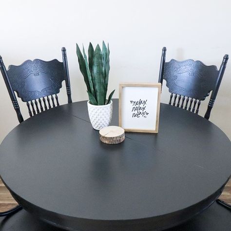 Black Top Dining Table, Black And Wood Dinner Table, Painting Table Black Diy, How To Paint A Table Black, Updating Kitchen Table, Painting Wooden Table, Painting Kitchen Table Black, Matte Black Dining Table, Black Farmhouse Kitchen Table