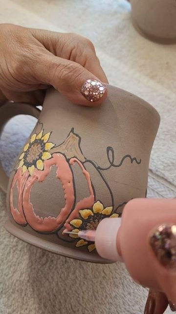 Pumpkin Pottery Painting Ideas, Autumn Pottery Painting, Ceramic Pumpkin Painting Ideas, Pumpkin Mugs, Fall Pottery, Pumpkin Pottery, Handmade Xmas Gifts, Christian Canvas Art, Painted Earth