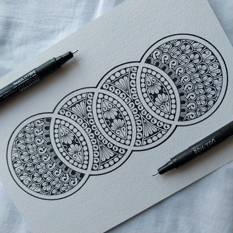 Rectangle Mandala, Mini Mandala Art, Zen Mandala, Mandala Making, Mini Mandala, Easy Mandala Drawing, Boho Art Drawings, Mandala Patterns, Mandala Art Therapy