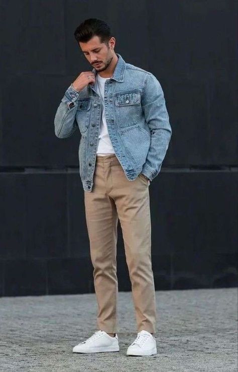 Early Spring 2024 Outfits for Men: Casual to Classy Trends Sobrecamisa Hombre Outfit, Outfit Pantalon Beige Hombre, Outfit Pantalon Beige, Spring Outfits For Men, Beige Jeans Outfit, Denim Jacket Styling, Men's Summer Outfits, Beige Pants Outfit, Mens Clothing Trends