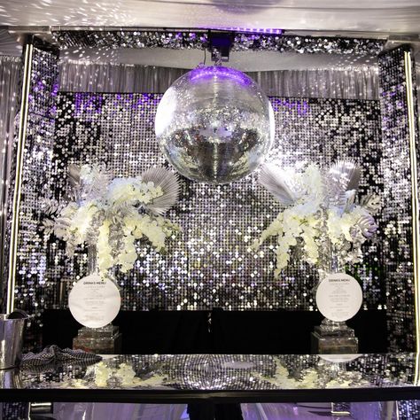 A moment for the the mirror ball 🪩 This HUGE mirror ball was the ultimate focal point for the bar area at Marcus' 50th ✨ Suppliers: Full planning & decorating @feelgoodeventsmelbourne Photography @epgroup.co Dancers @entertainment_dance Balloons @belleballoons Mirror Men @fx_entertainment Mirror Performers @fresh.creative.entertainment Finger Food - @bitsandbitesbyn Cakes & Pastries - Glenfern Bakery Glitter @the_glitter_gypsy_ Decals @vinylstickers.com.au #disco #mirrorballs #disc... Mirror Ball Dance Floor, Mirror Ball Photo Booth, Disco Ball Installation, Disco Ball Art Installation, Disco Ball Light Reflection, Cakes Pastries, Mirror Man, Huge Mirror, Disco Fever