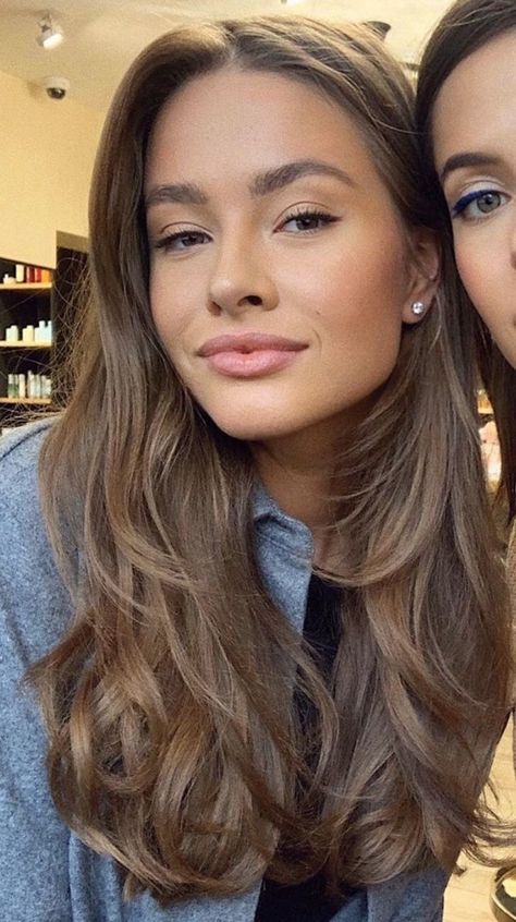 Rambut Brunette, Kadeřnické Trendy, Makeup Tip, Brown Hair Inspo, Vlasové Trendy, Brown Hair Balayage, Brown Blonde Hair, Hair Inspo Color, Grunge Hair