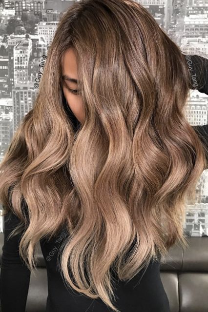 You Can Now Get The Coolest Hair Color In L.A. — Wherever You Live #refinery29  What to ask for: Rose-gold ombré  What a difference a base makes. Tang used #Mydentity Rose Gold for this look too, but instead layered it over the model's brown ombré hair for a more subdued look.   "This allowed the lighter pieces to get that rose gold feel, without looking too overdone," says Tang. "It's wearable." Tmavý Blond, Brown Ombre Hair, Guy Tang, Vlasové Trendy, Bob Hair, Brown Blonde Hair, 짧은 머리, Cool Hair Color, Hair Color Trends