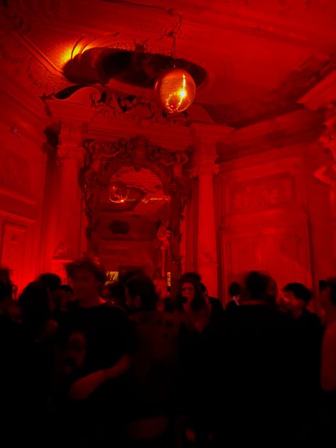 Goth Nightclub Aesthetic, Paris Nightclub Aesthetic, Red Club Aesthetic, Red Light Party, Vampire Nightclub, Gothic Nightclub, Paris Aesthetic Night, Fun Things To Do Alone, Paris Nightclub