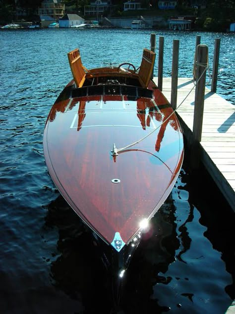 Wooden Speed Boats, Mahogany Boat, Airplane Engine, Cruiser Boat, Classic Wooden Boats, Vintage Boats, Cool Boats, Wood Boats, Boat Stuff